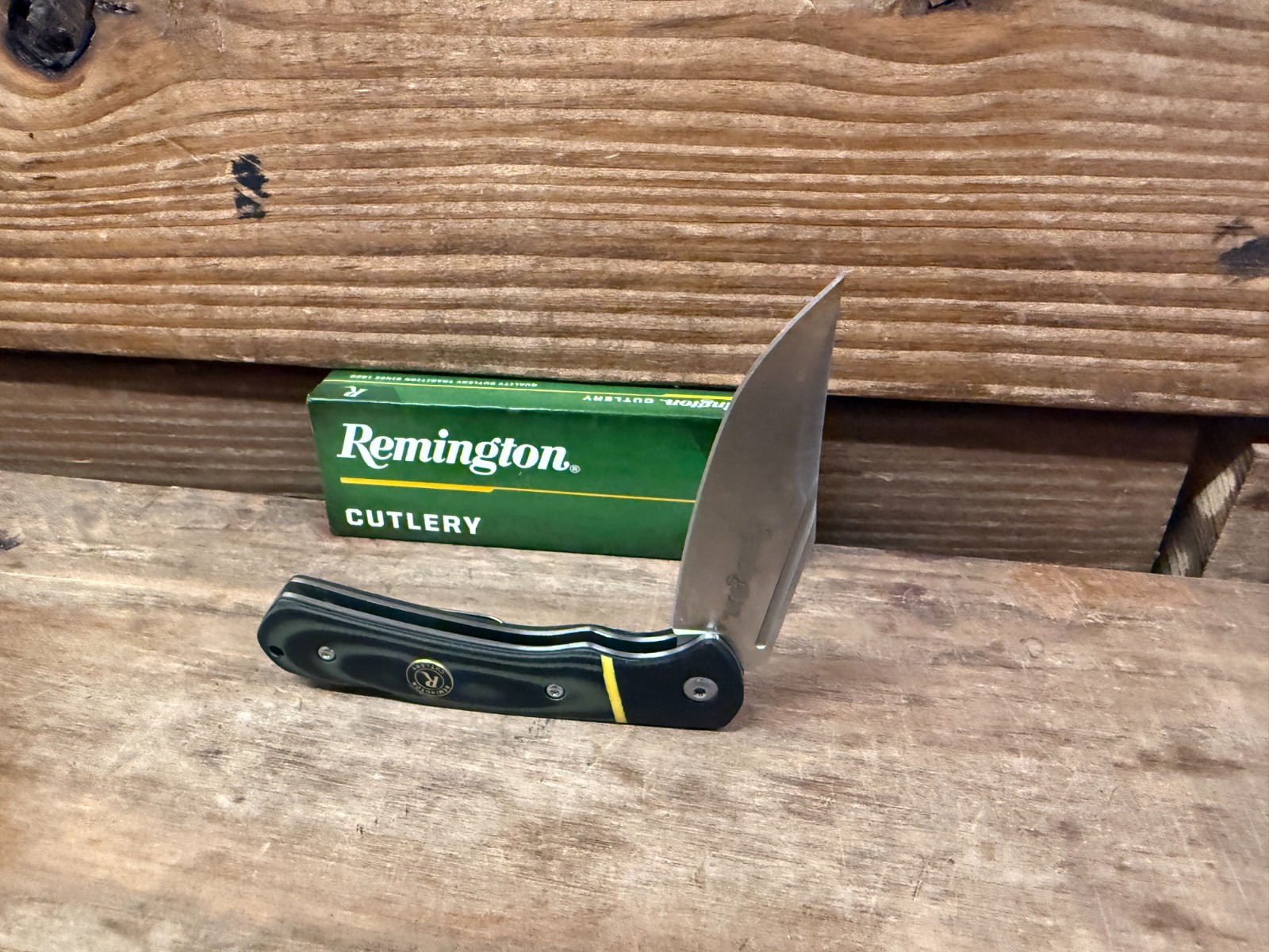 Remington Cutlery Knife Hunter Lockback 3.75" Folded EDC R15639 (Quantity)