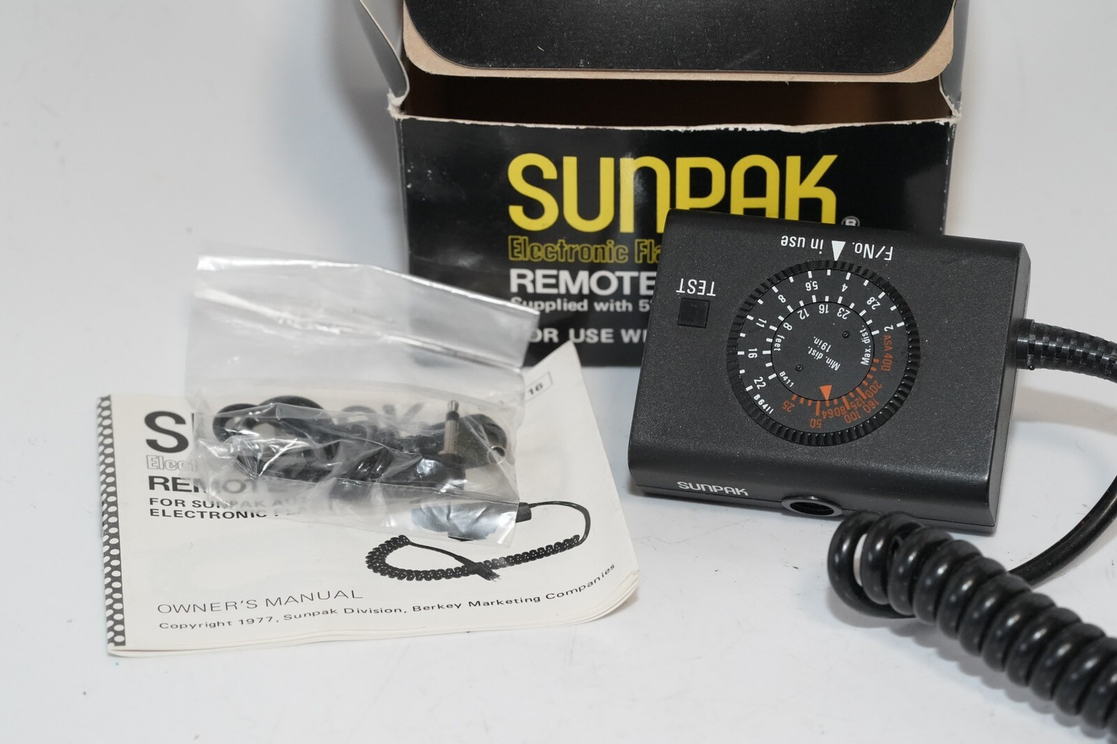 Sunpak Remote Sensor for Auto 411 Open Box