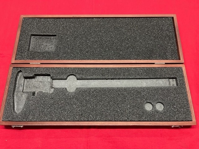 Starrett 946 Deluxe Wood Case for 12" Slide Calipers - Starrett 120,    IN STOCK