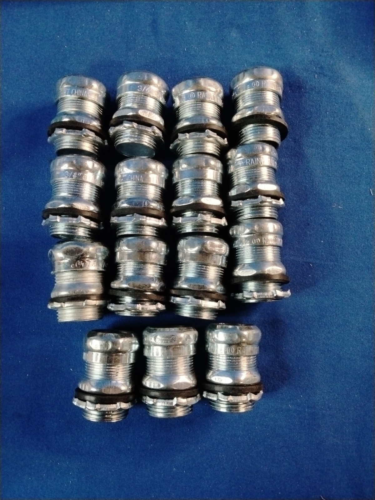 15pcs EMT 3/4" Raintight Compression Connector
