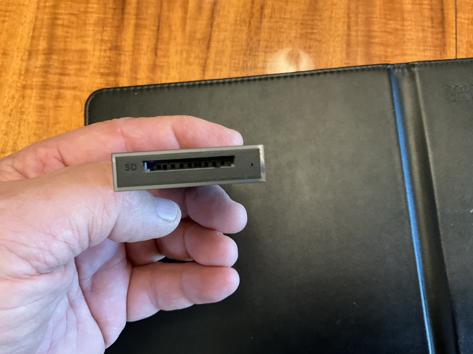 Velogk CFExpress A / SD Card Reader USB A To USB C Adapter Included