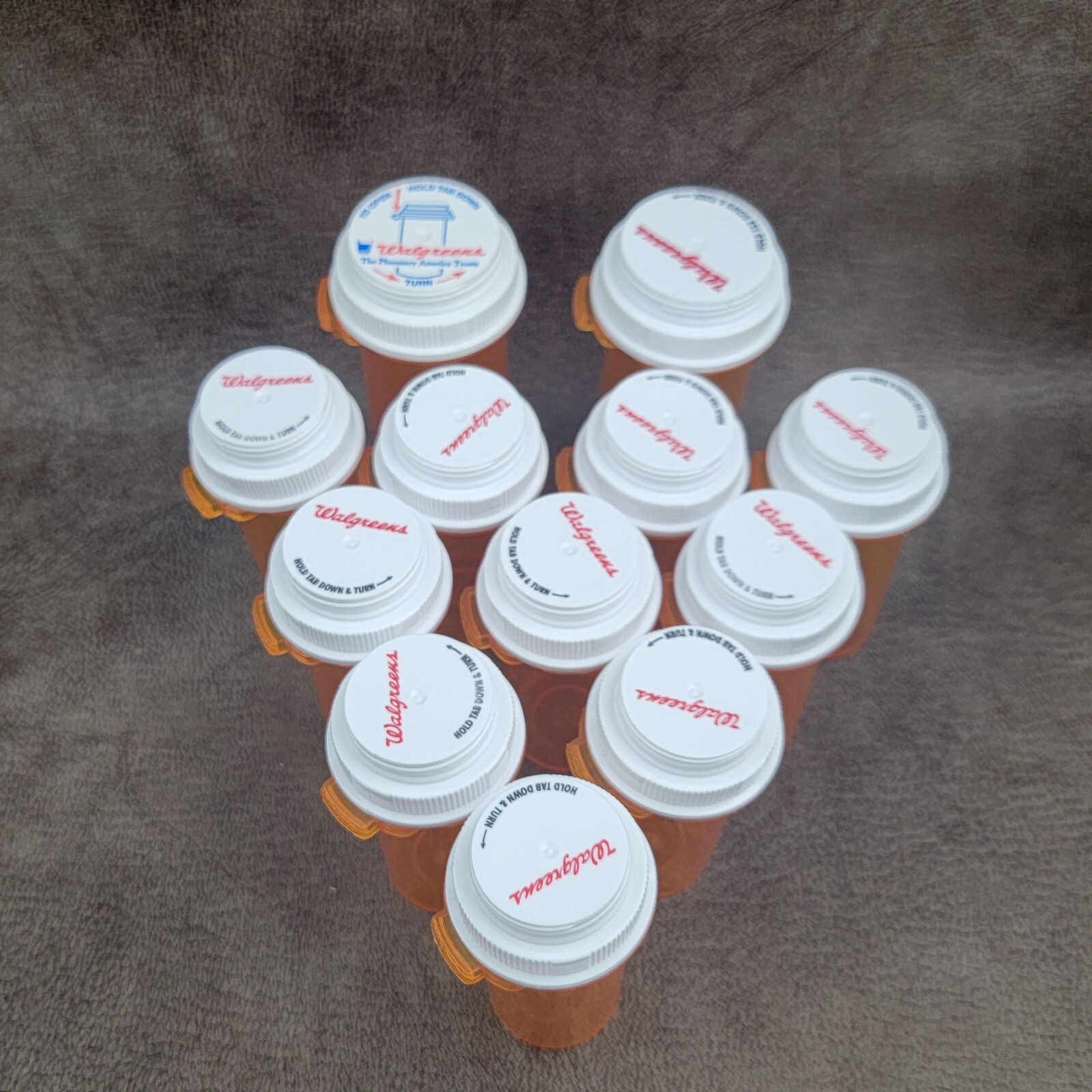 12 EMPTY Amber Plastic Bottles Pill Medicine Storage Art Crafts Recycle Reuse