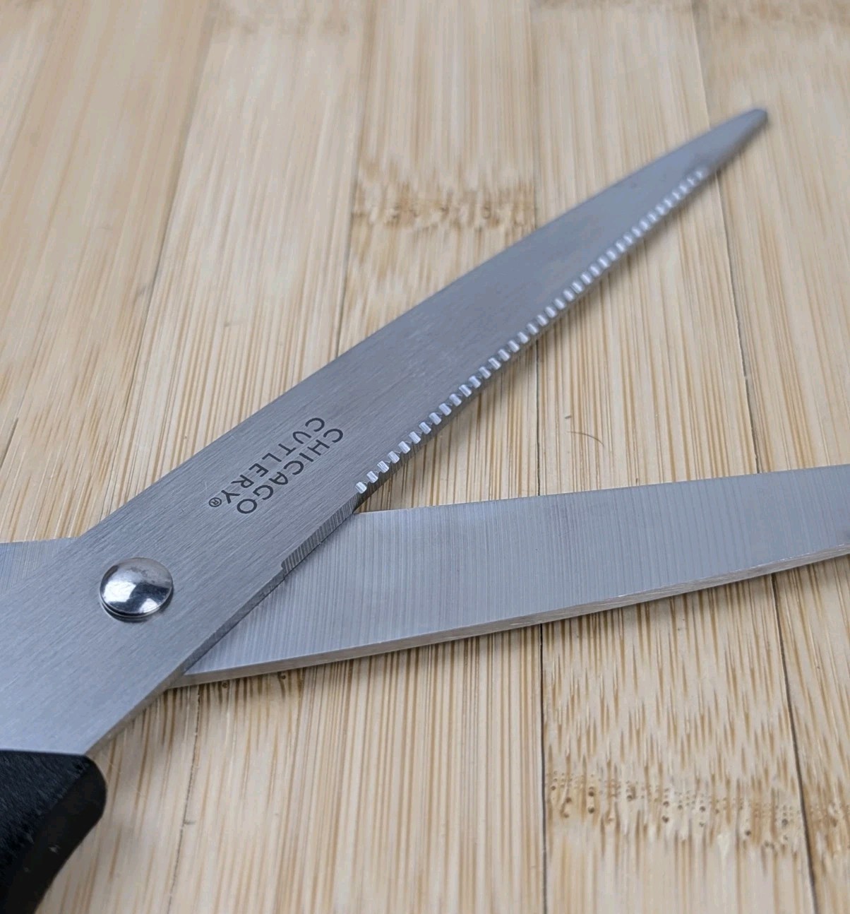 CHICAGO CUTLERY Kitchen SHEARS/SCISSORS Jar Opener Handle, Stainless Steel Blade