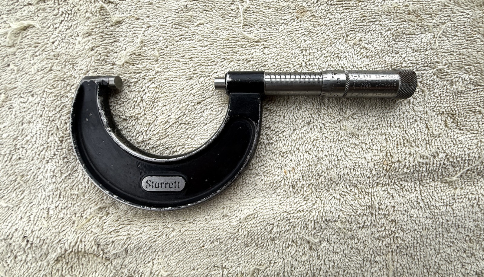 VINTAGE STARRETT 1-2 INCH NO. 436 MICROMETER