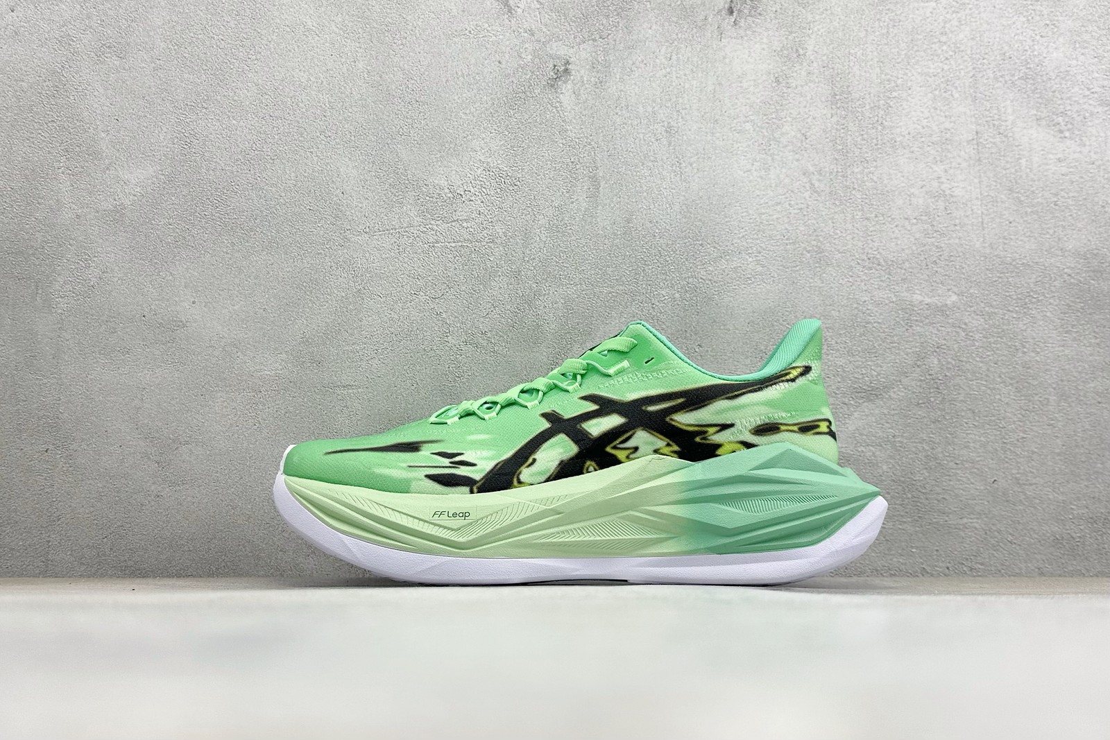 ASICS Superblast 3  Ekiden Vital Green Black ASICS 103A198-108 Men's Size 4-11.5