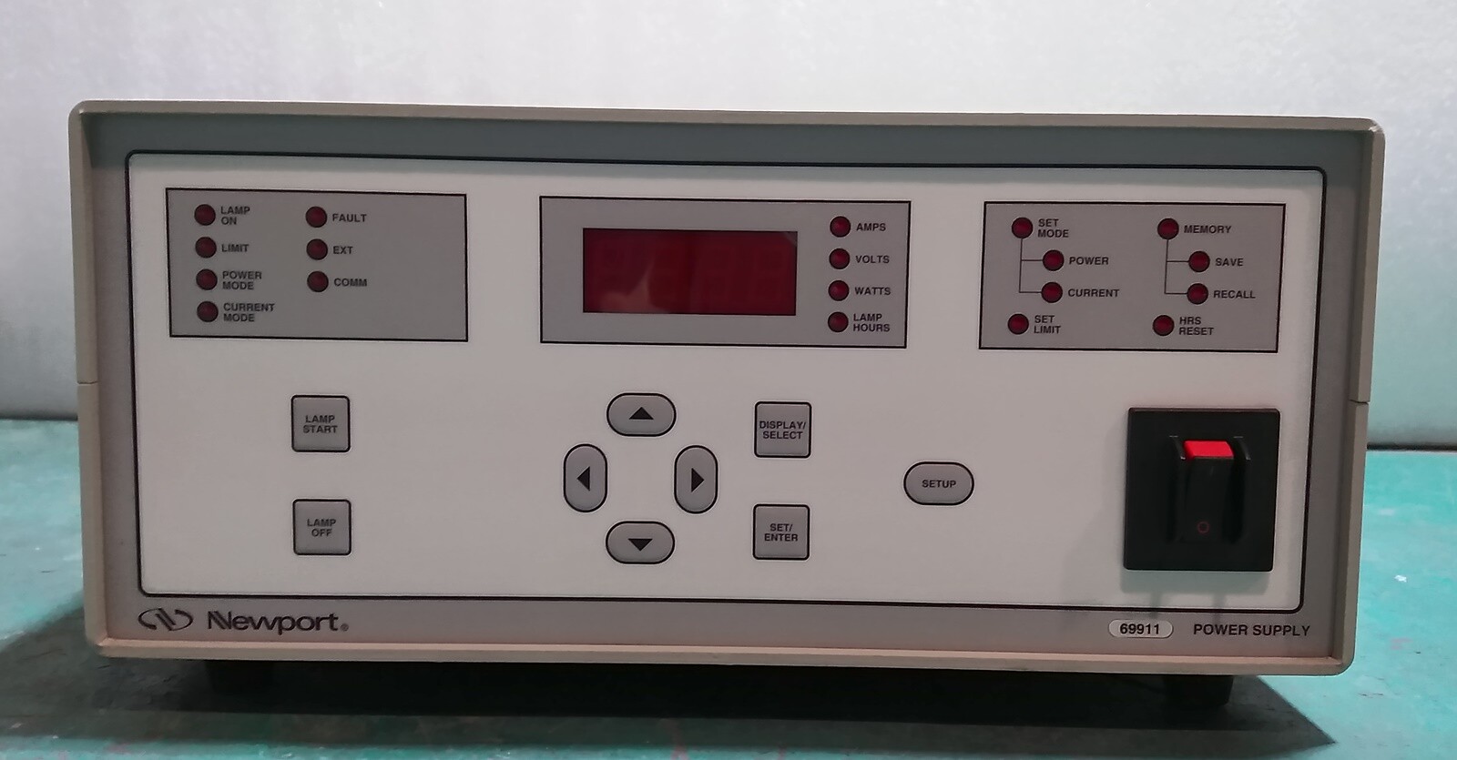 [Used] Newport / 69911 / POWER SUPPLY, 95-264VAC 4.5A 50/60Hz, 8AMPS