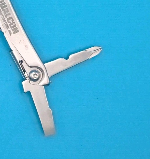 Leatherman Rev 3.8" Multi-Tool, Stainless! *QUALCON*