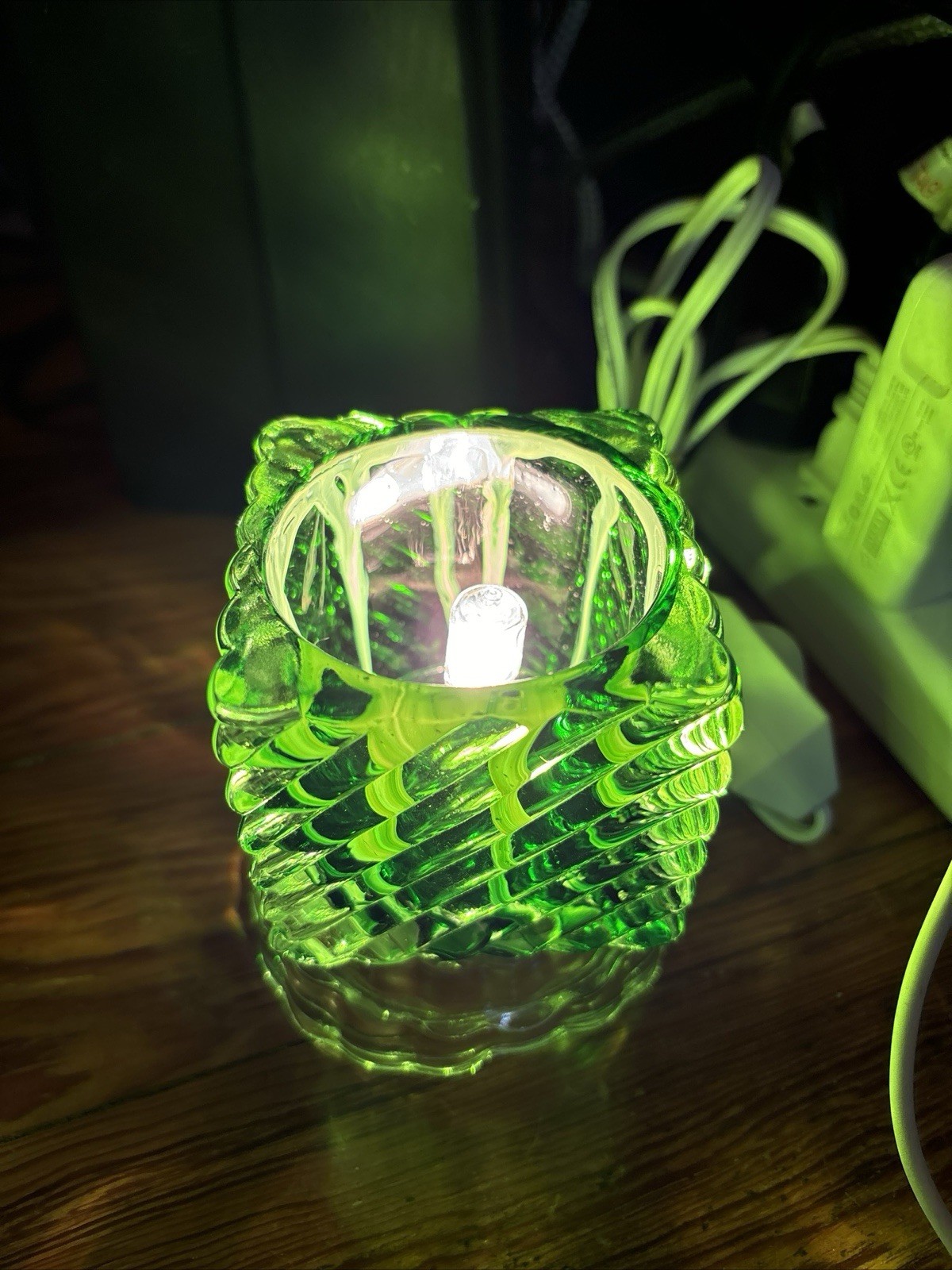 Electric Night Table Light With Dimmer Switch Beautiful Green With Clear Base
