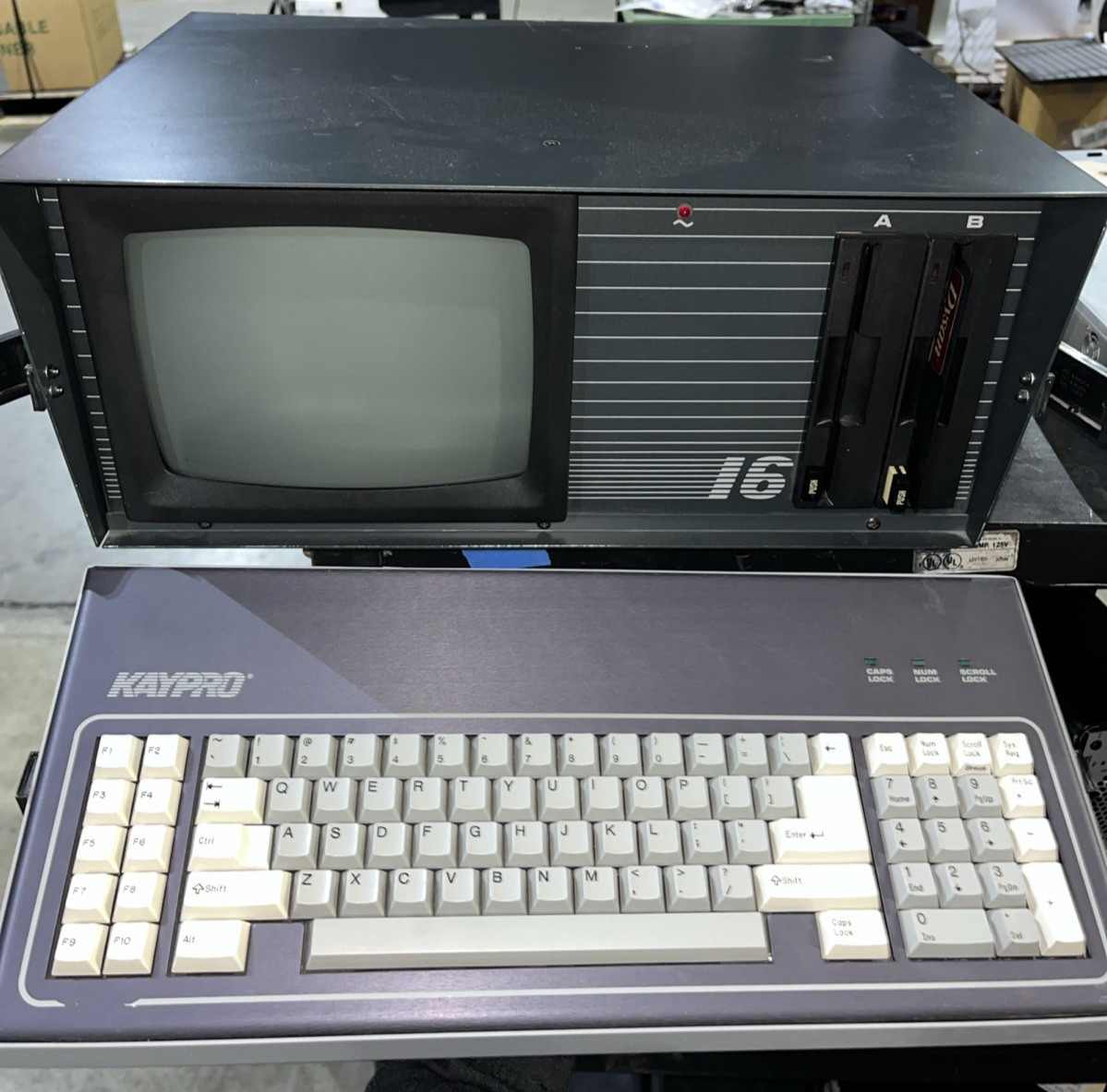 VINTAGE KAYPRO 16 2E Kaypro 16 /2e RAM LUGGABLE PC COMPUTER