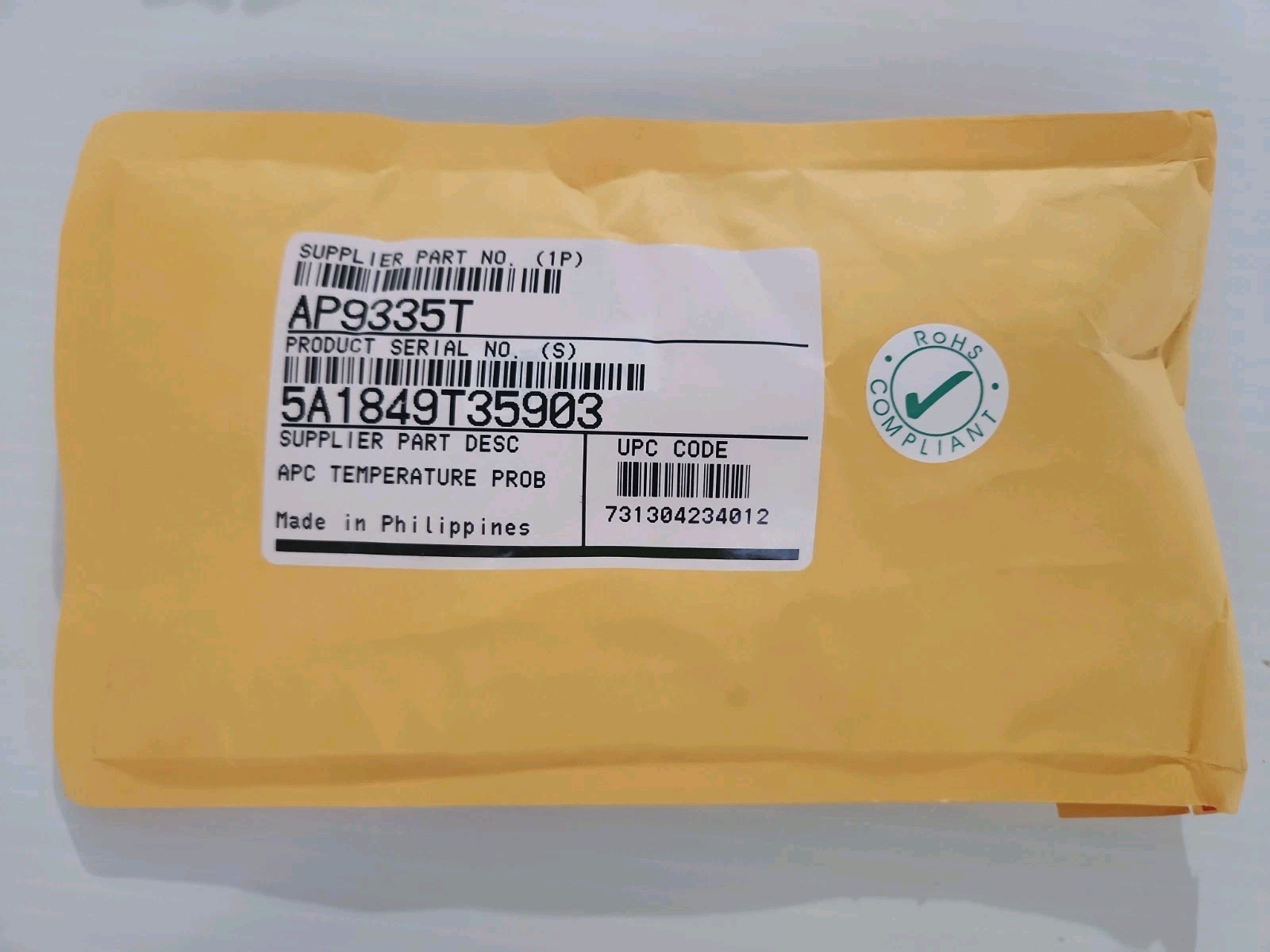 APC AP9335T Temperature Sensor AP9335T Environmental Probe Transmitter Black