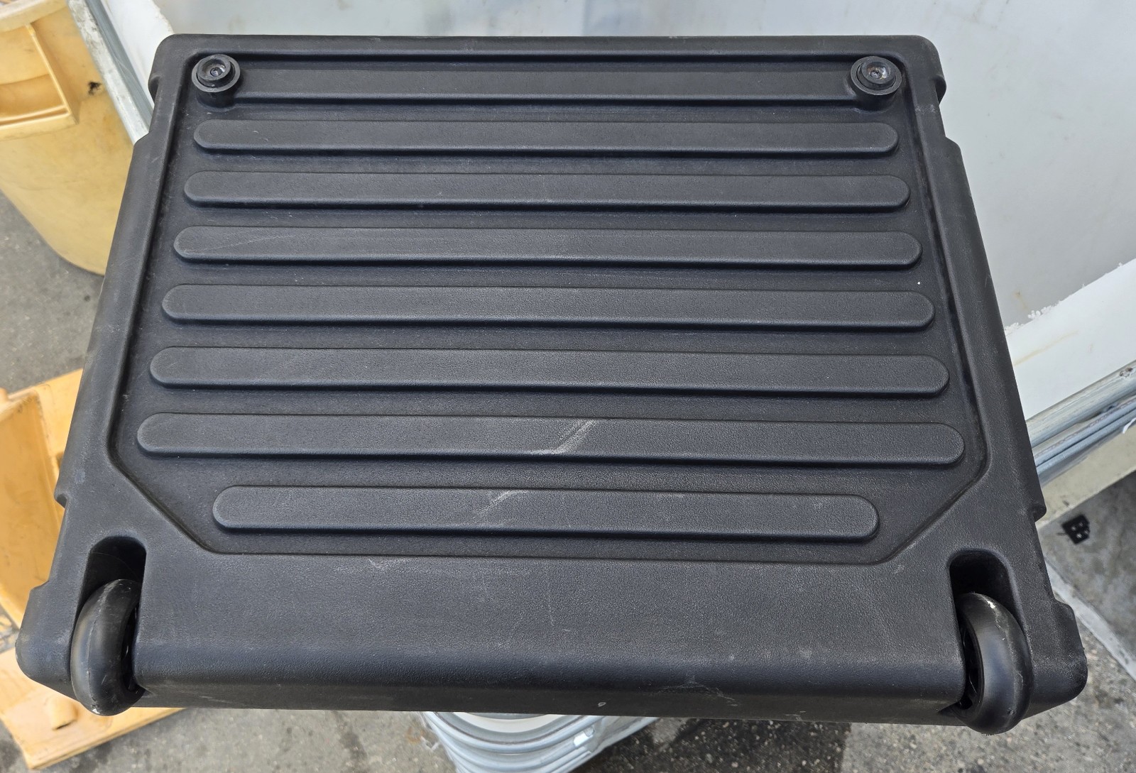 SKB Rack Case 1SKB-R8S Roto-Molded 8U Bottom Replacement Lid Cover Door Wheels