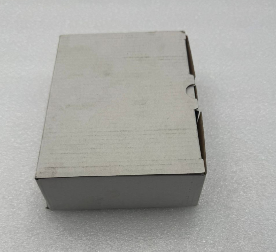 SIEMENS QMX2.P33 ROOM THERMOSTAT