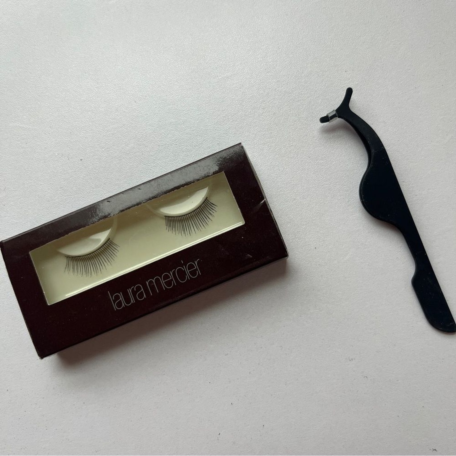 Laura Mercier Lashes with Black Tool