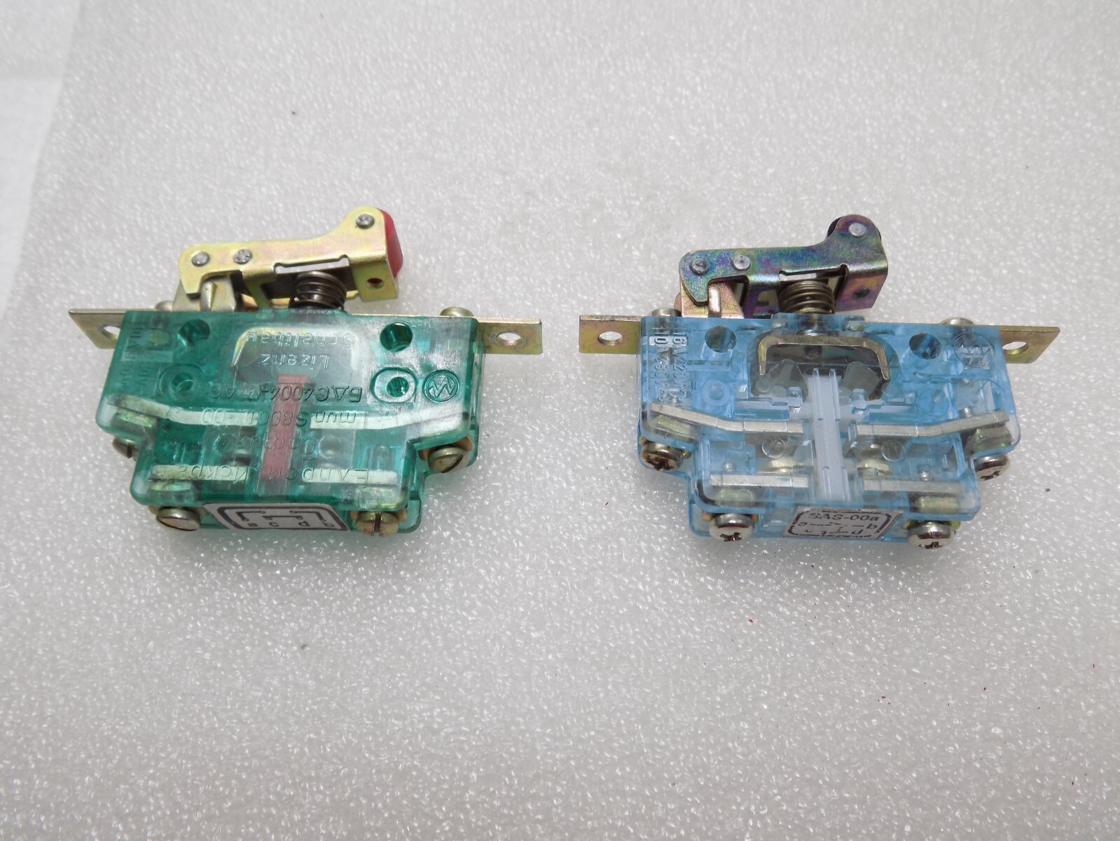 1x Schaltbau S800 IP-00 16A 250V  10A 380V  Switch Button