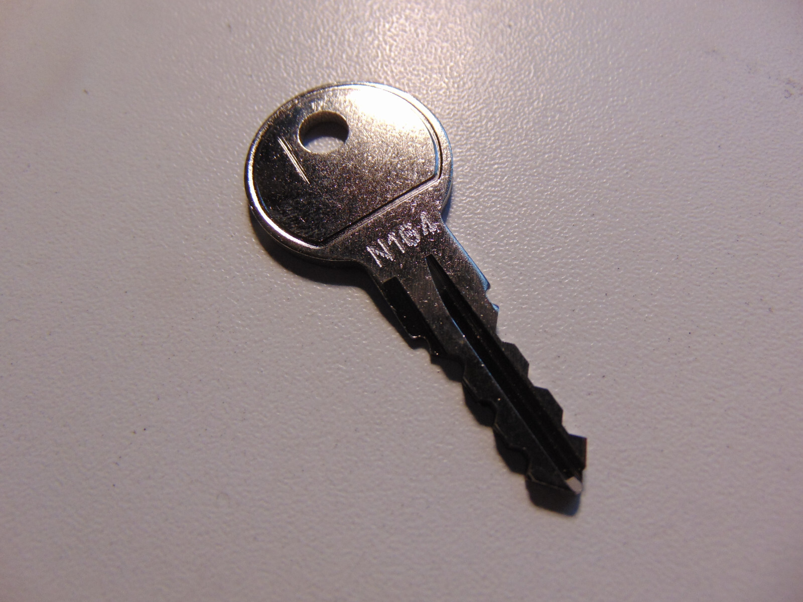 Thule Key N164 N 164 Replacement Key for Rear Rack Roof Boxes Roof Rack