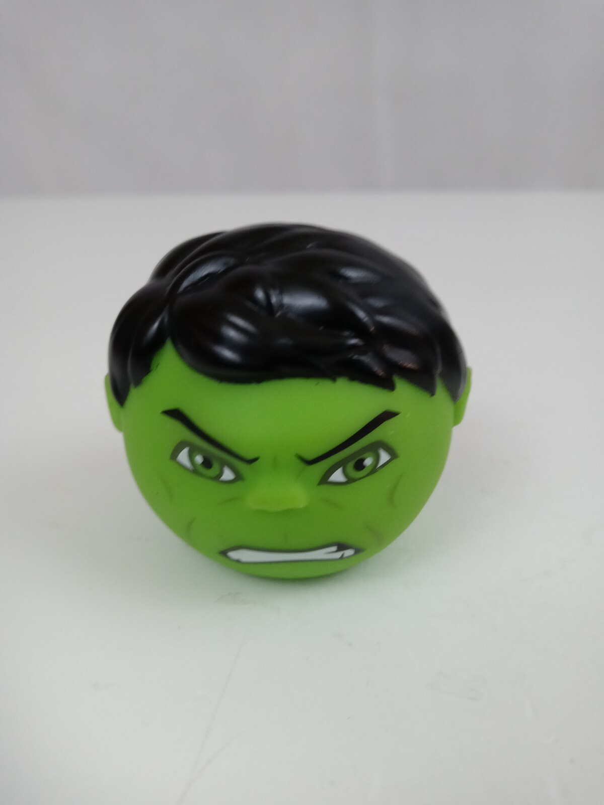 2010 Marvel Superhero Squad Mini Bubble Bath Topper Hulk Collectible