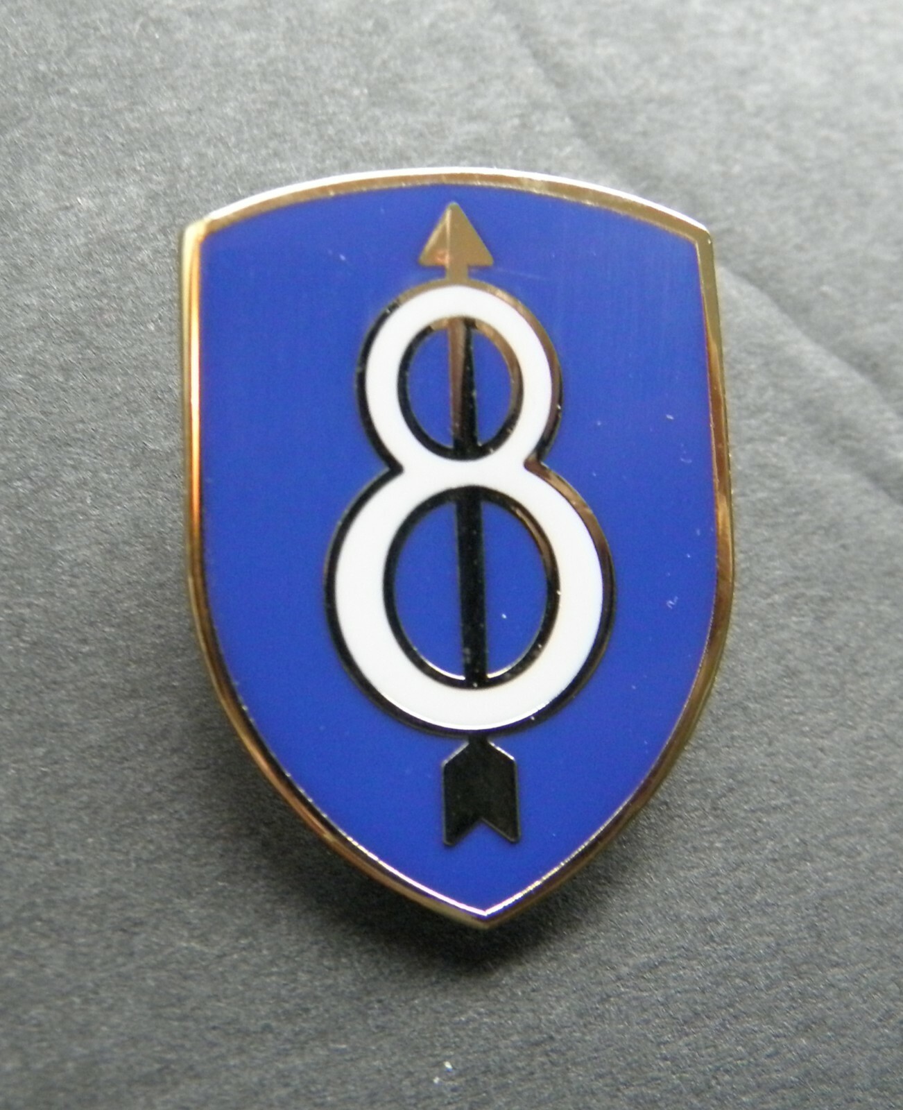 US ARMY 8th INFANTRY DIVISION LAPEL PIN BADGE 3/4 x 1 INCH