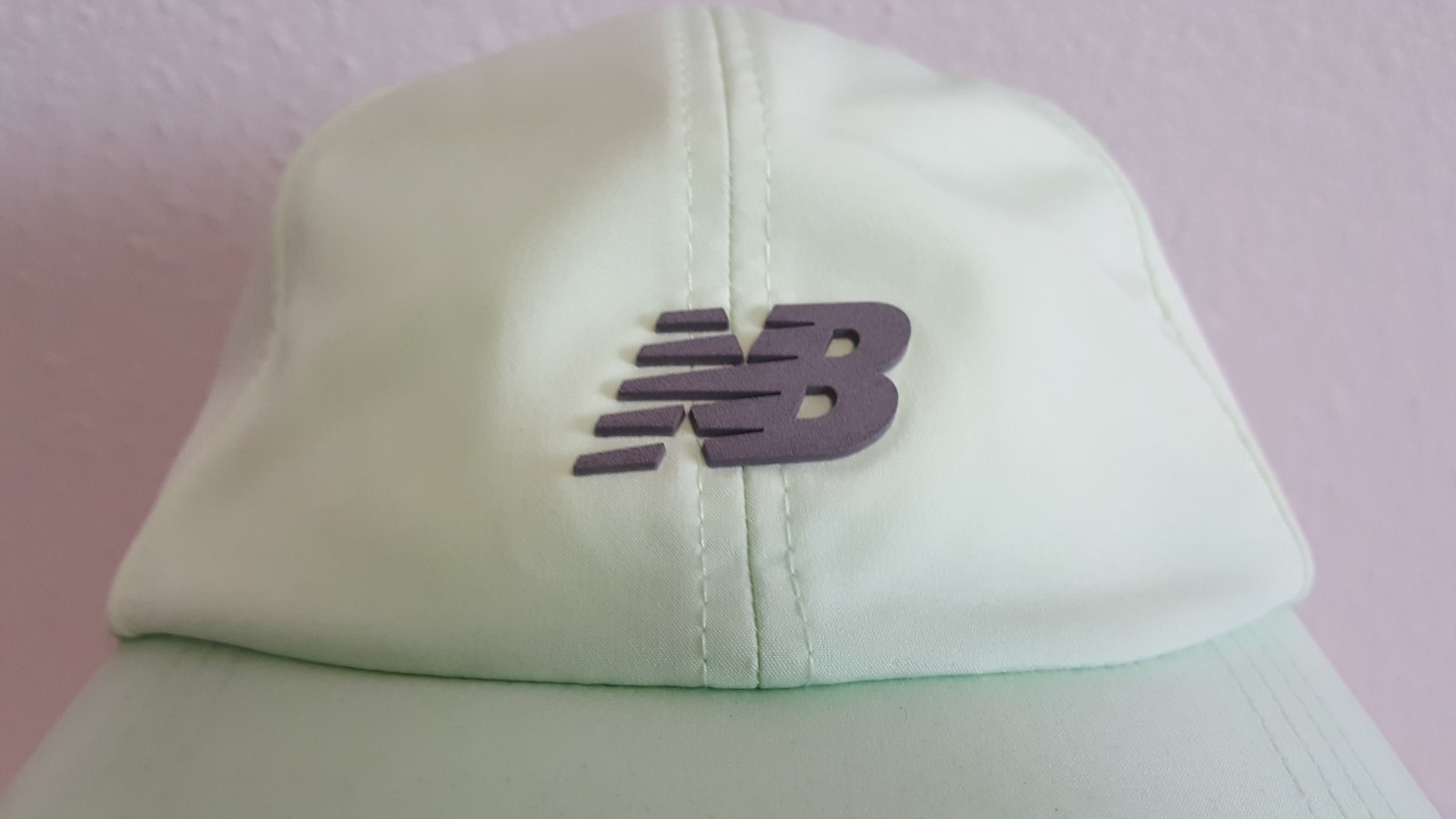 New Balance performance Hat cap in Neon green