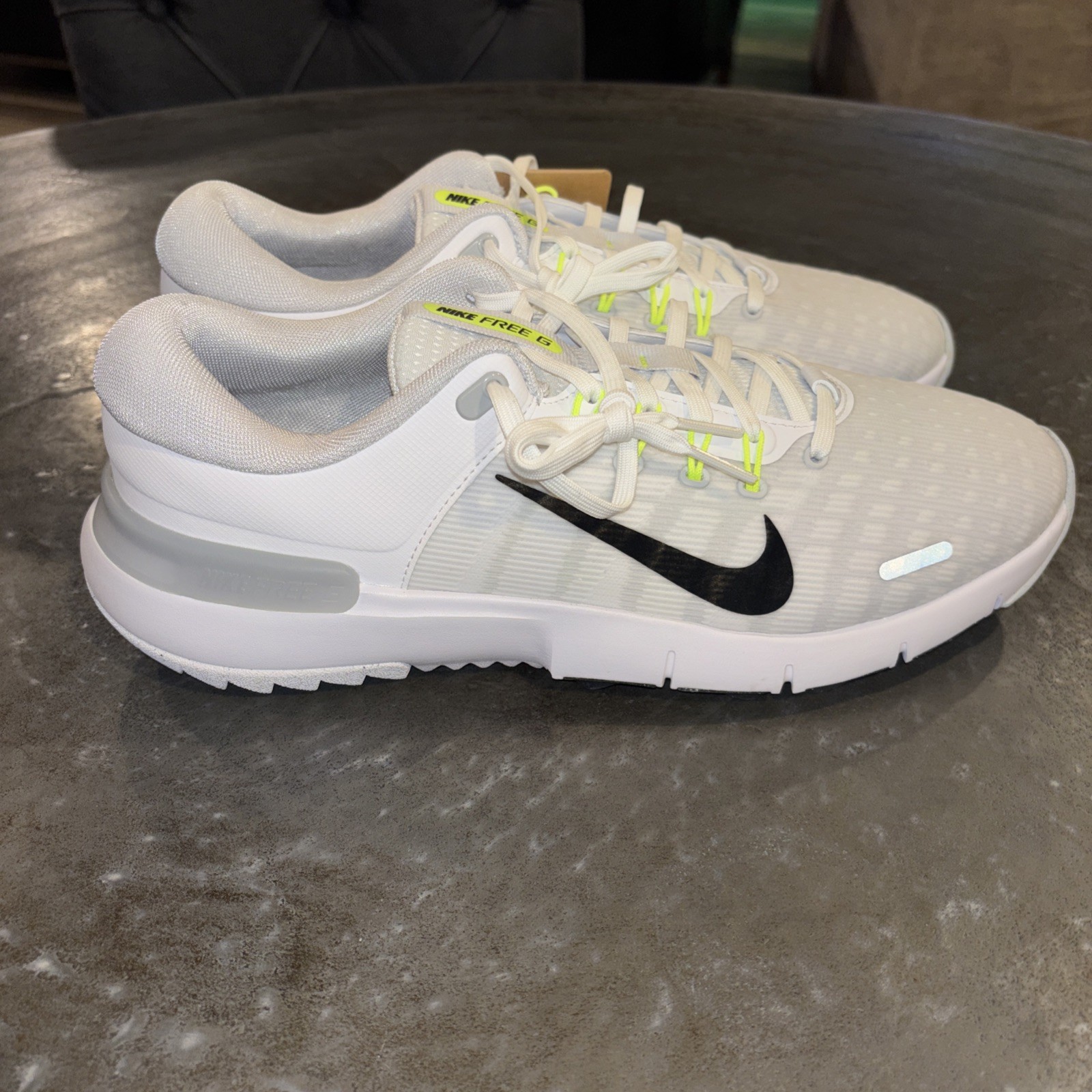Nike Free Next Nature Spikeless Golf Shoes FQ7875-101 Mens Size 10.5 White