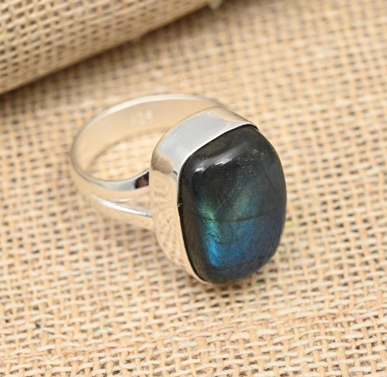 Beautiful Labradorite Gemstone Handmade 925 Sterling Silver Ring Jewelry