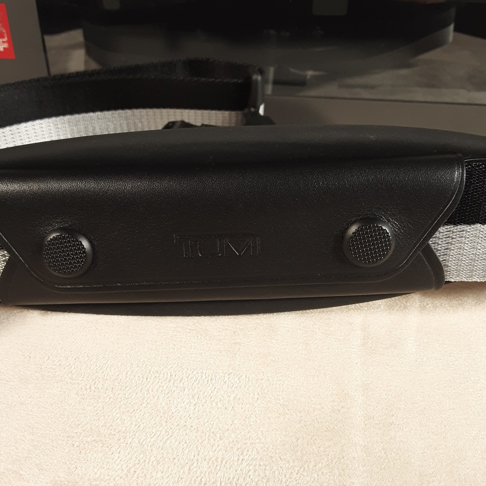 TUMI Accent Custom Shoulder Strap Reflective Black