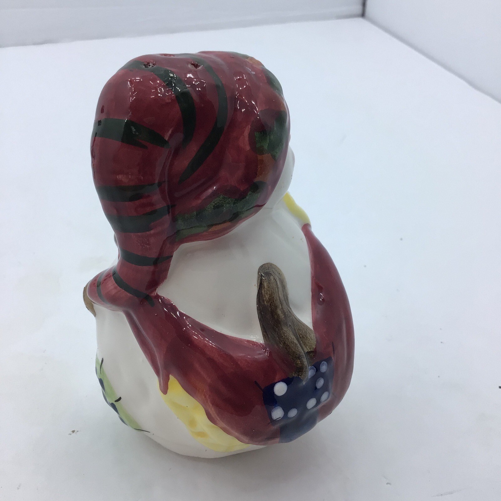 Hugging Snowmen Ceramic Salt and Pepper Shakers