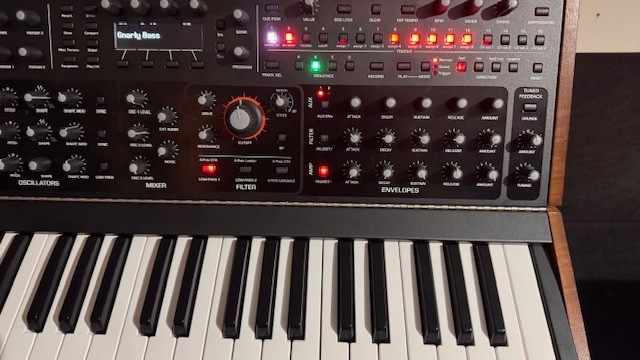 Sequential pro 3 Special Edition Mint Cond in box with manual