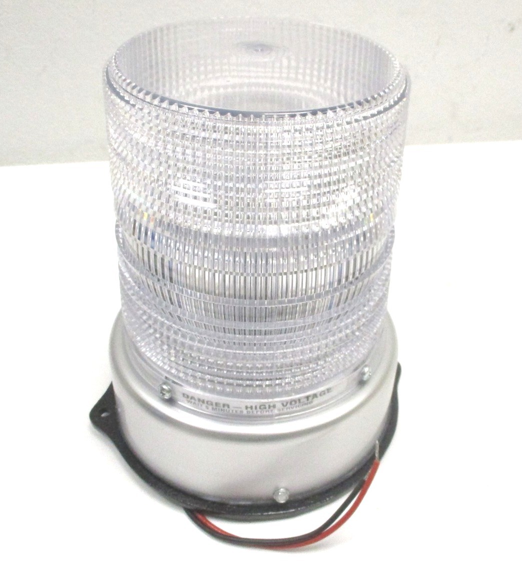 TBB 137567 NEW FOR FREIGHTLINER 8" CLEAR LENS STROBE LIGHT TBB137567