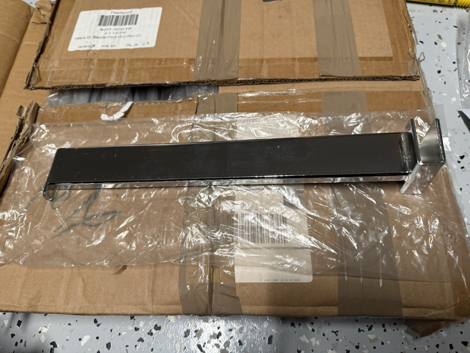 New Qty (22) Econoco RH/ 12 Rectangular Tubing Faceout, 1/2" X 1 1/2"