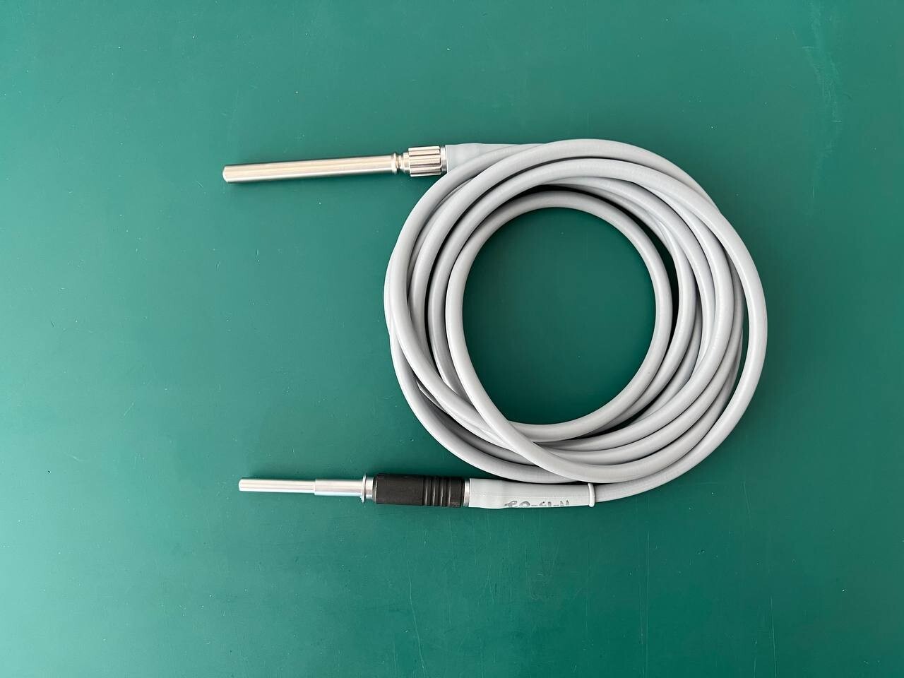 Karl Storz 495DC 3.5 mm, 230 cm, Fiber Optic Light Cable, Straight Connector