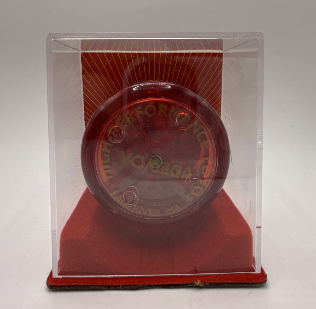 Vintage Red Yomega High Performance Yo-Yo No 4.895.547 USA In Case Fallriver MA