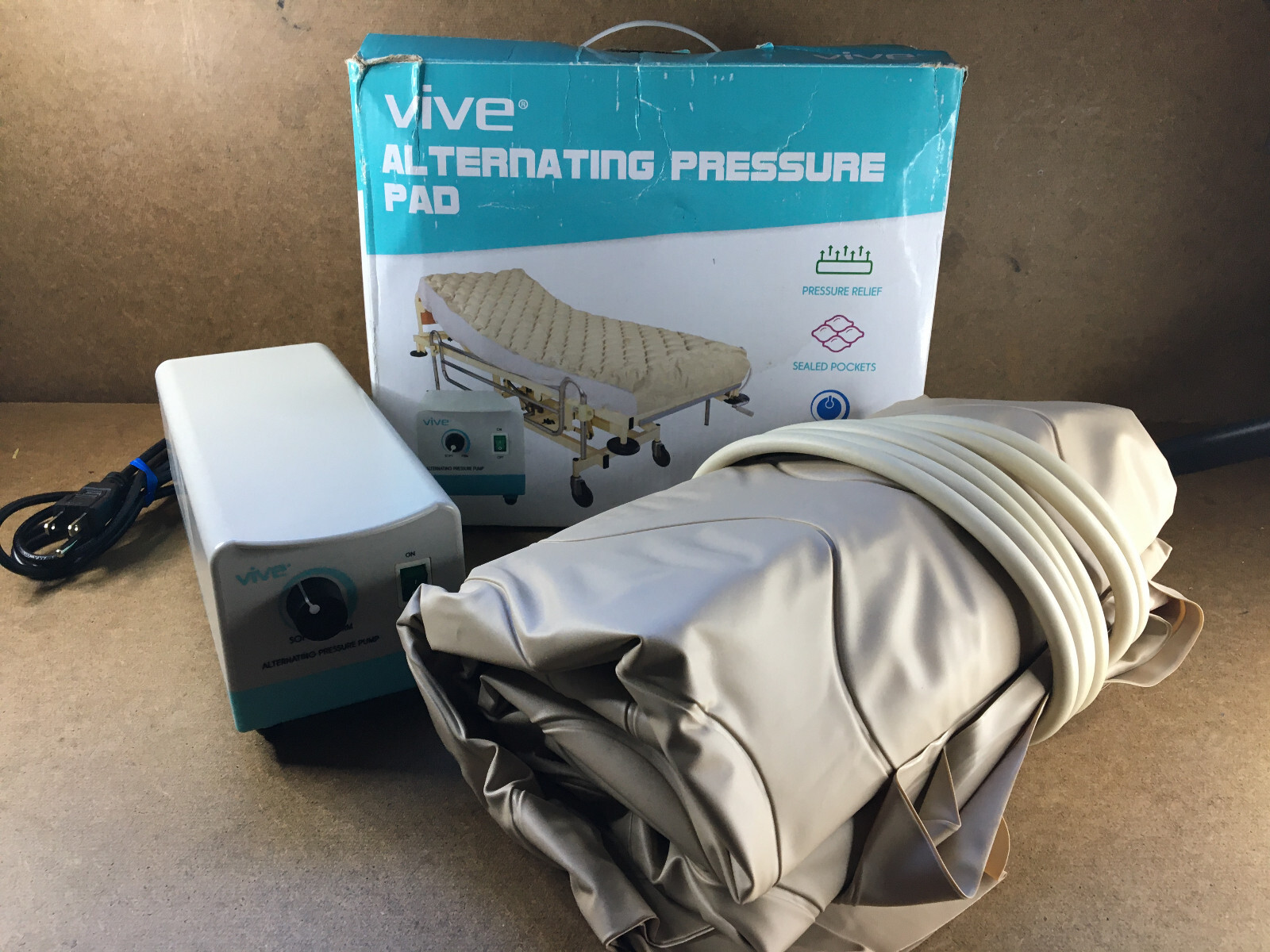 Vive Alternating Pressure Pad, Includes Mattress Pad and Electric Pump System