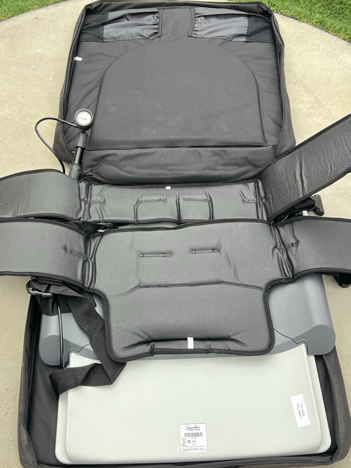 Saunder Lumbar Traction Device W/ Hand Pump in Travel Case With No Wheels