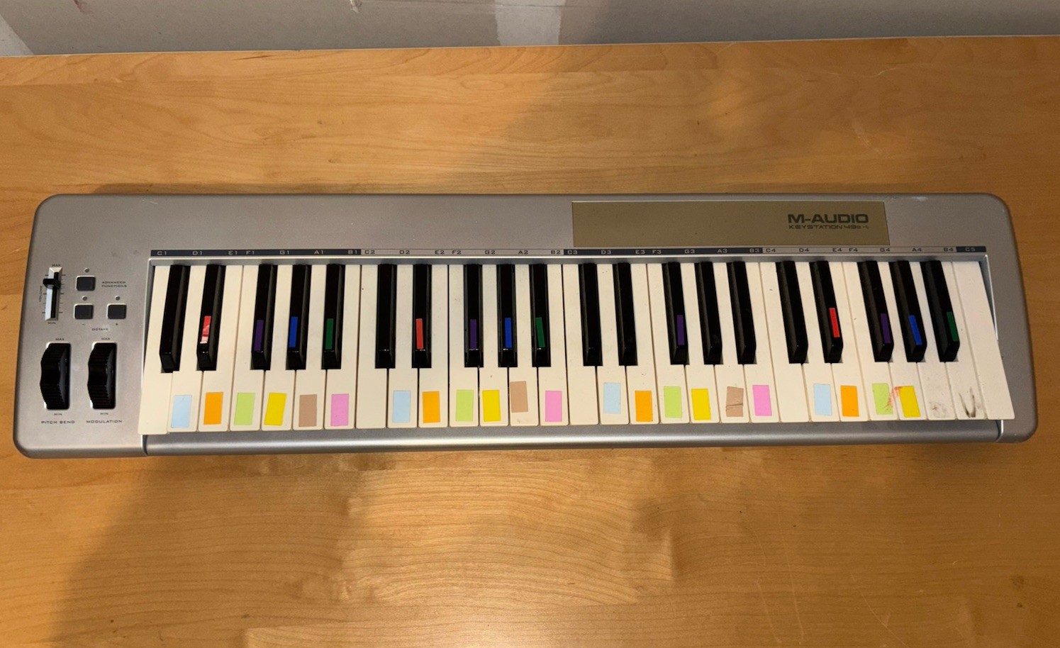 M-Audio Keystation 49e USB MIDI Keyboard Controller 49-Key Untested