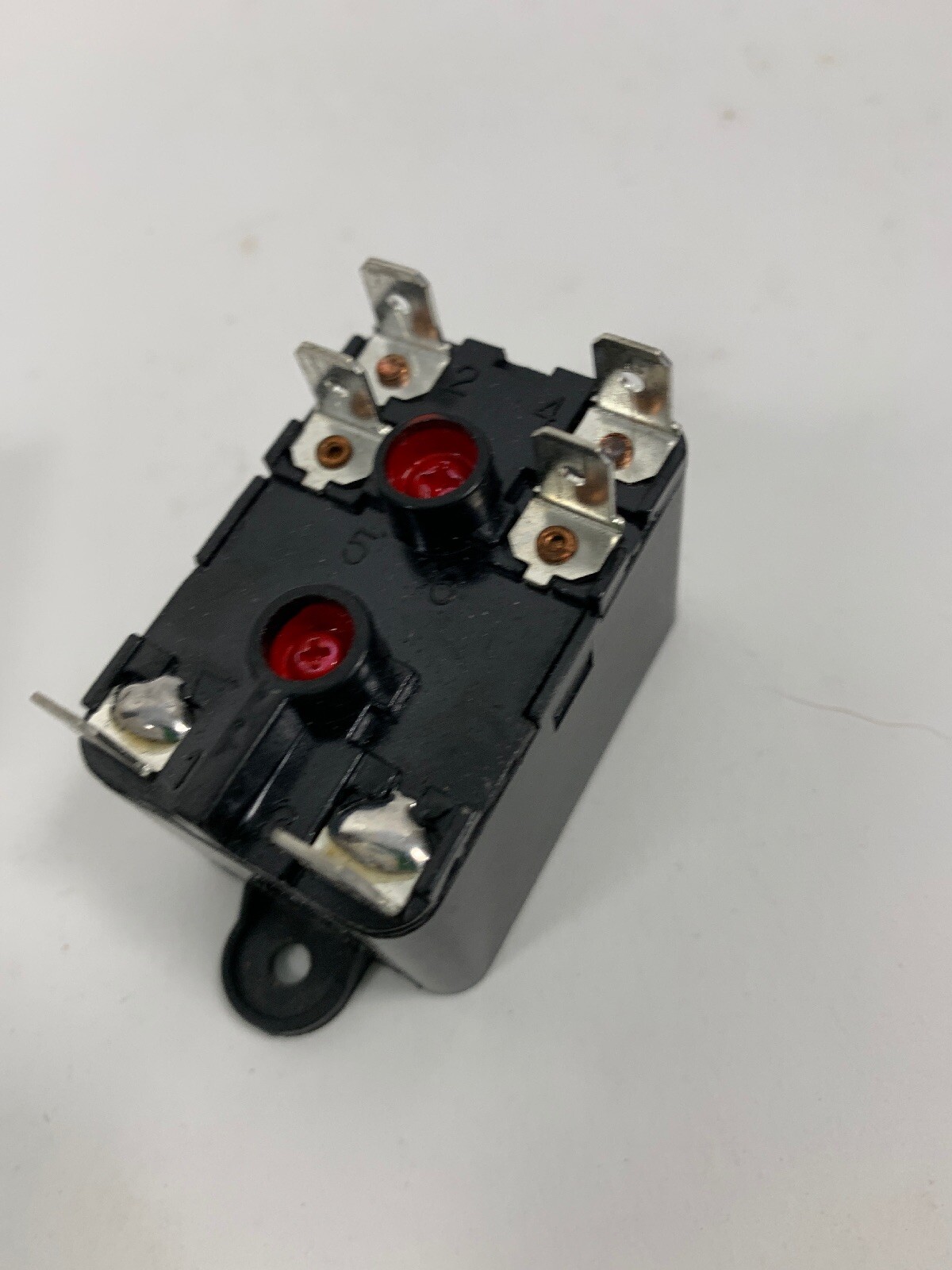 GemTech General Purpose Relay- 24 Volt Coil - 6 Spade 90370 90-370