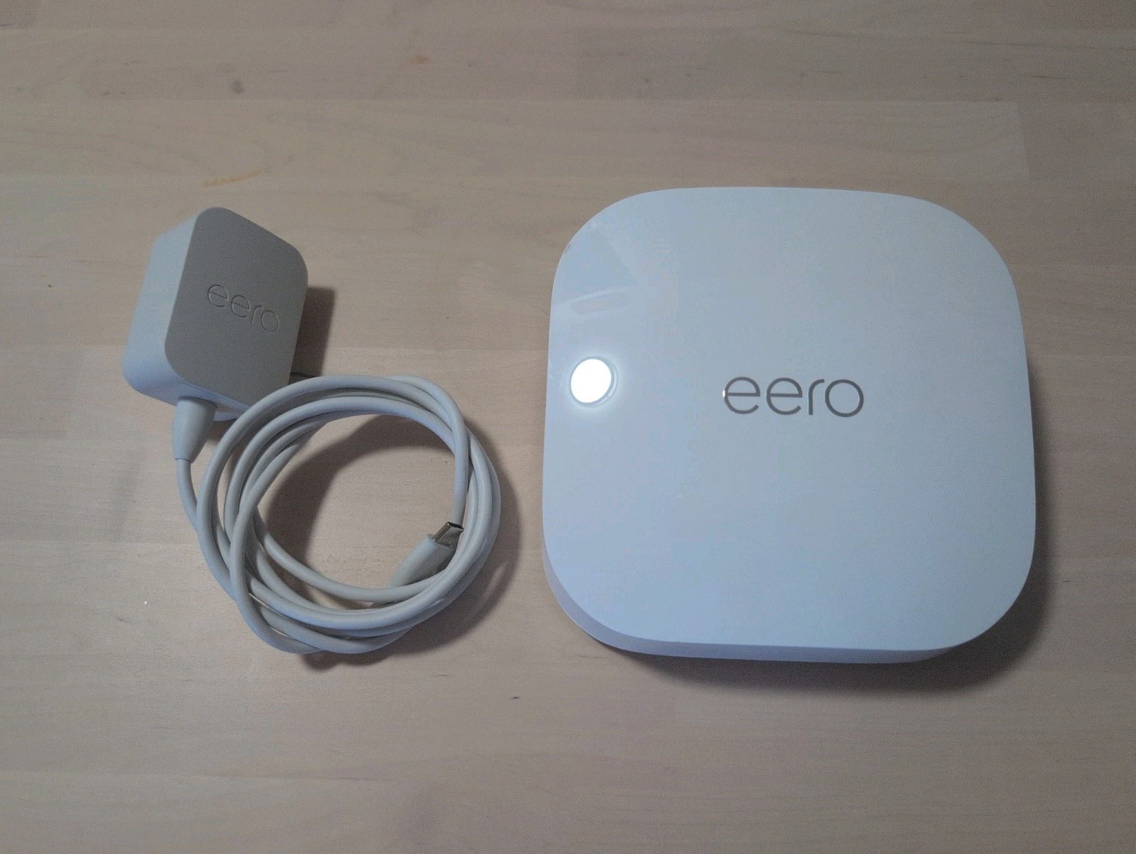 eero PRO 6E S010111 AX5400 Tri-Band Mesh Wi-Fi System (1-Pack)- NO ORIGINAL BOX
