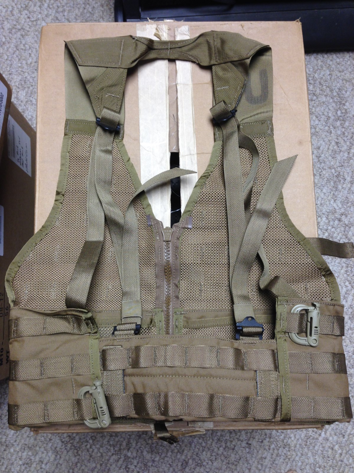 Coyote MOLLE II Fighting Load Carrier, (FLC) BRAND NEW IN BAG!!