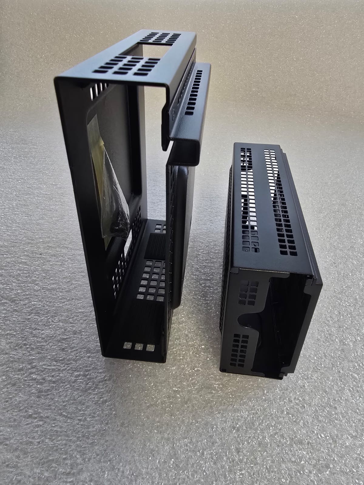 Lot of 12- R07NF - NEW Dell Dual Vesa Mount w/Adapter Bracket - R07NF