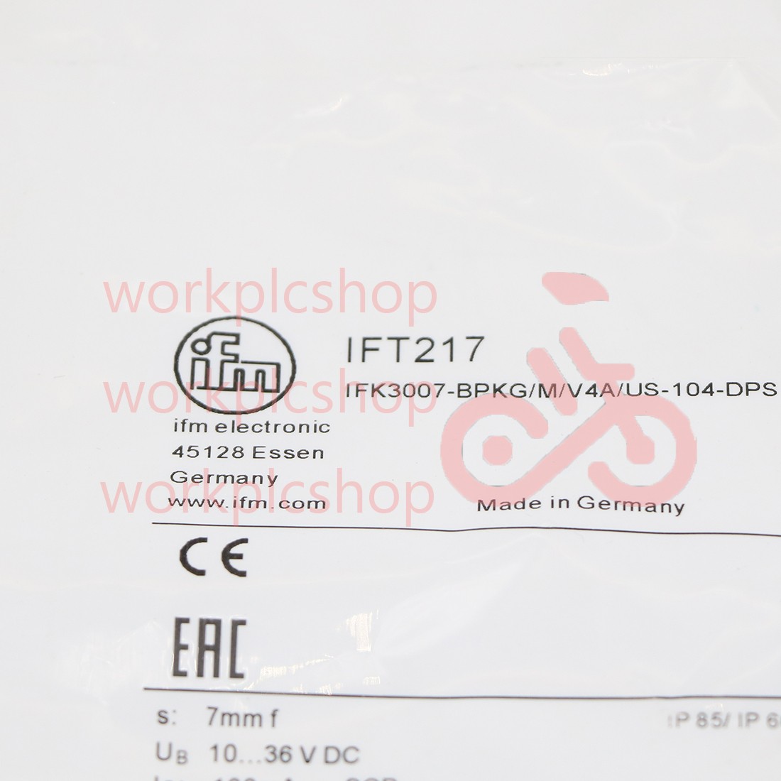 1Pc IFM IFT217 Inductive Sensor Threaded Type 10...30 DC PNP New