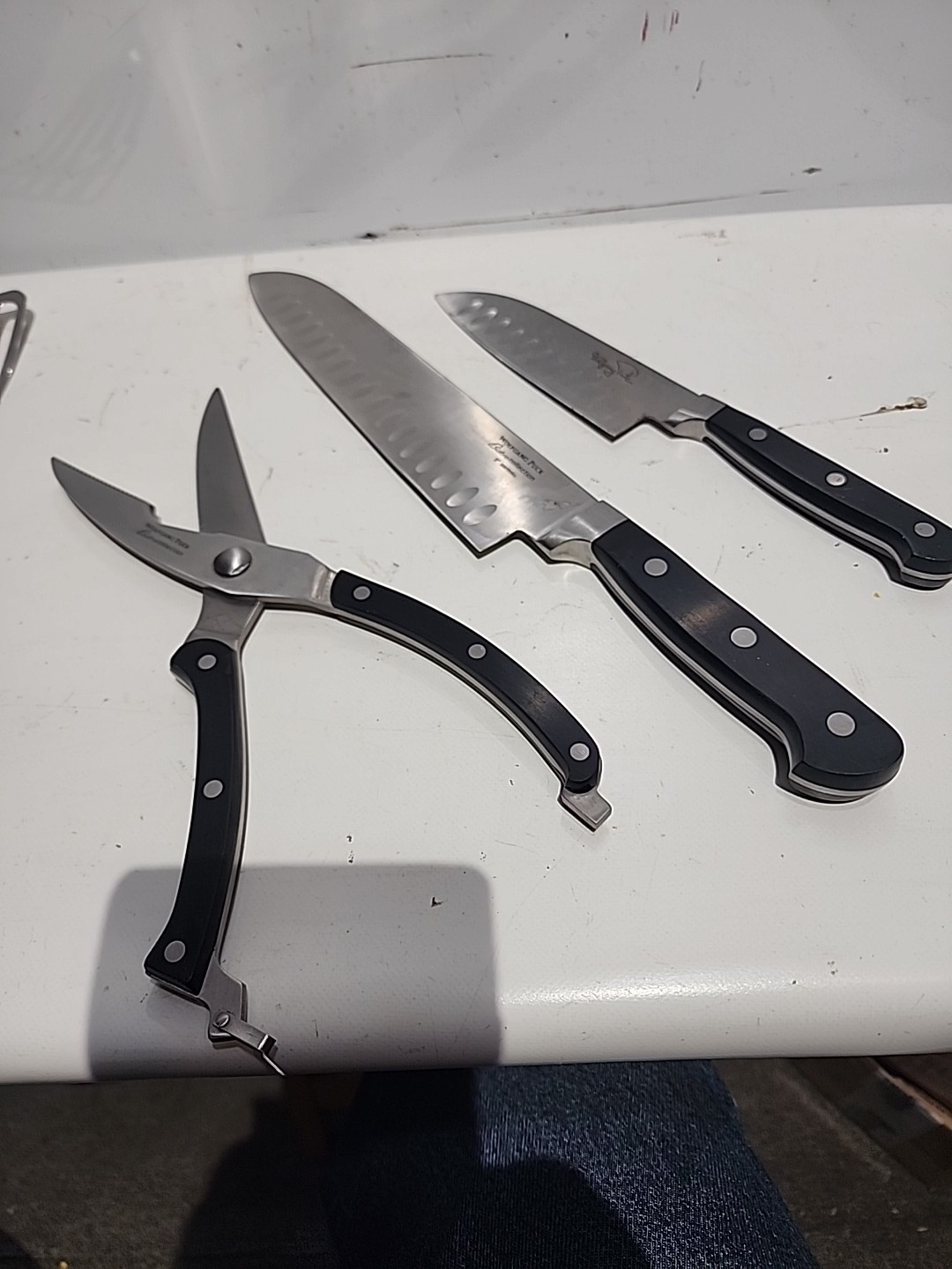 Wolfgang Puck bone Scissor Kitchen Poultry Shears 9" + 5" Santoku Knives