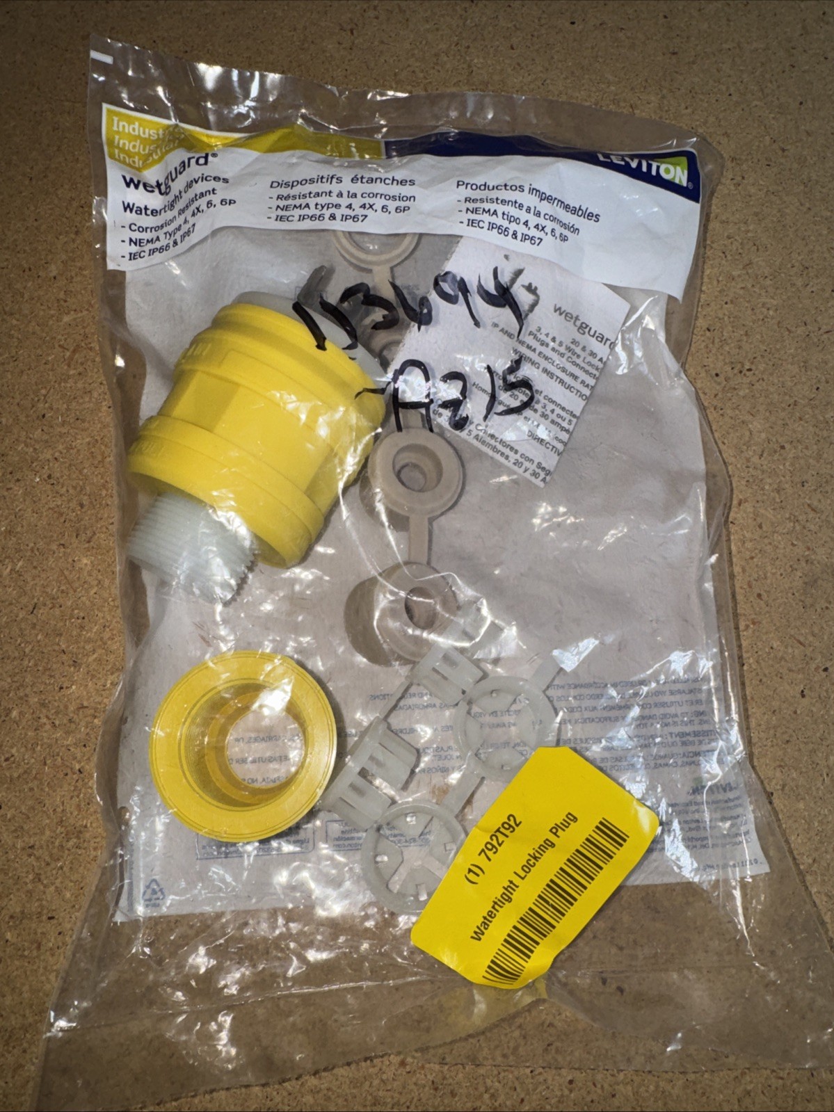 BRAND NEW, FACTORY SEALED LEVITON 261-26W75 Locking Plug***FAST FREE SHIPPING***