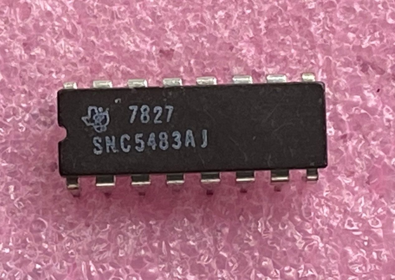 Texas Instruments SNC5483AJ 4-bit adder/subtractor Integrated Circuit