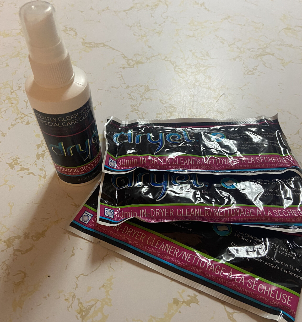 Dryel Lot 1Bottle of Spray 3 Oz and 3 Cleaning Cloths At Home Dry Cleaning