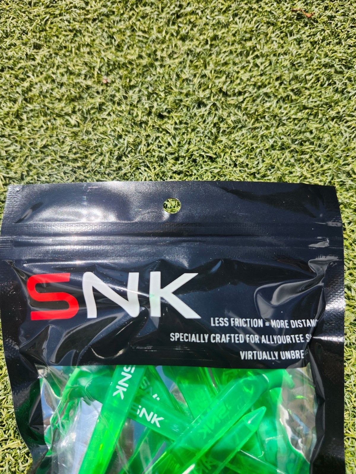 SNK Golf Tees (8 Pack) – Virtually Unbreakable Plastic – Long Drive - Green