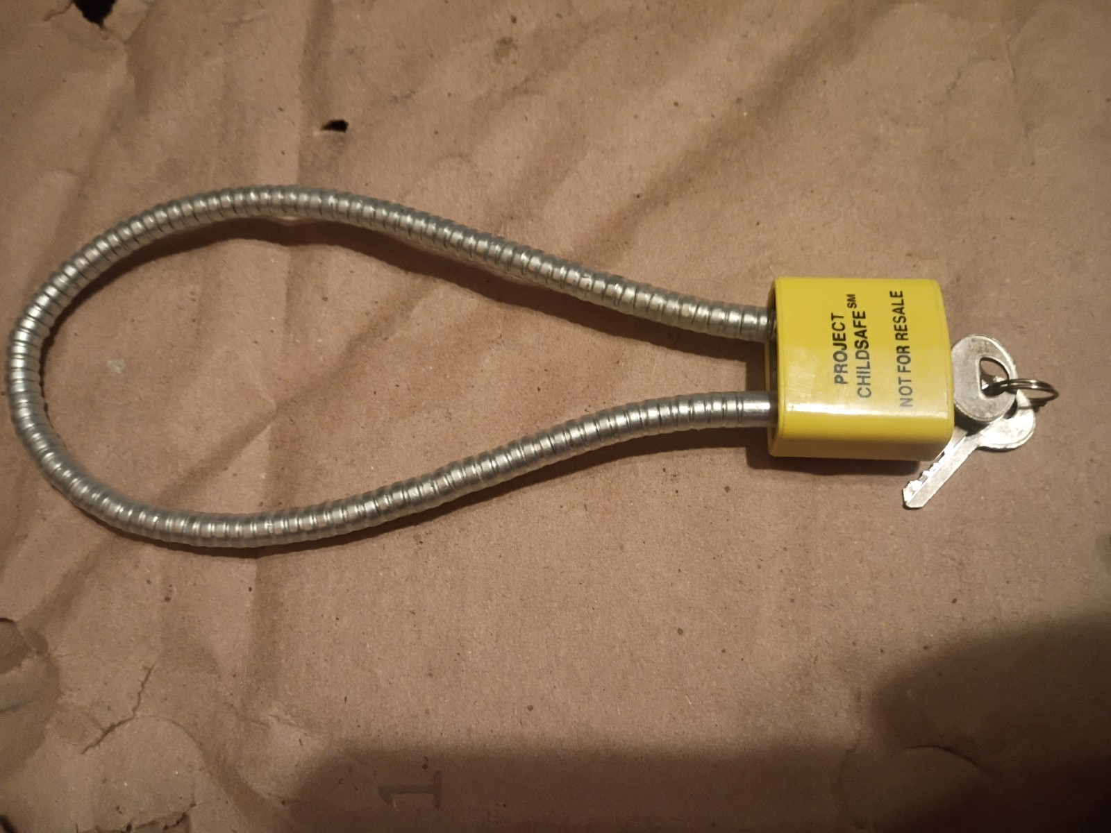 Master Trigger Lock & Child Safety Padlock Weapon Firearm Gun Keys Cable Yellow
