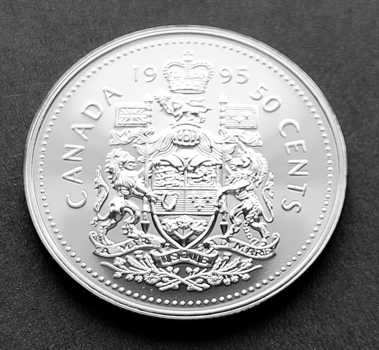 *** CANADA  50  CENTS  1995  ***  SPECIMEN  ***