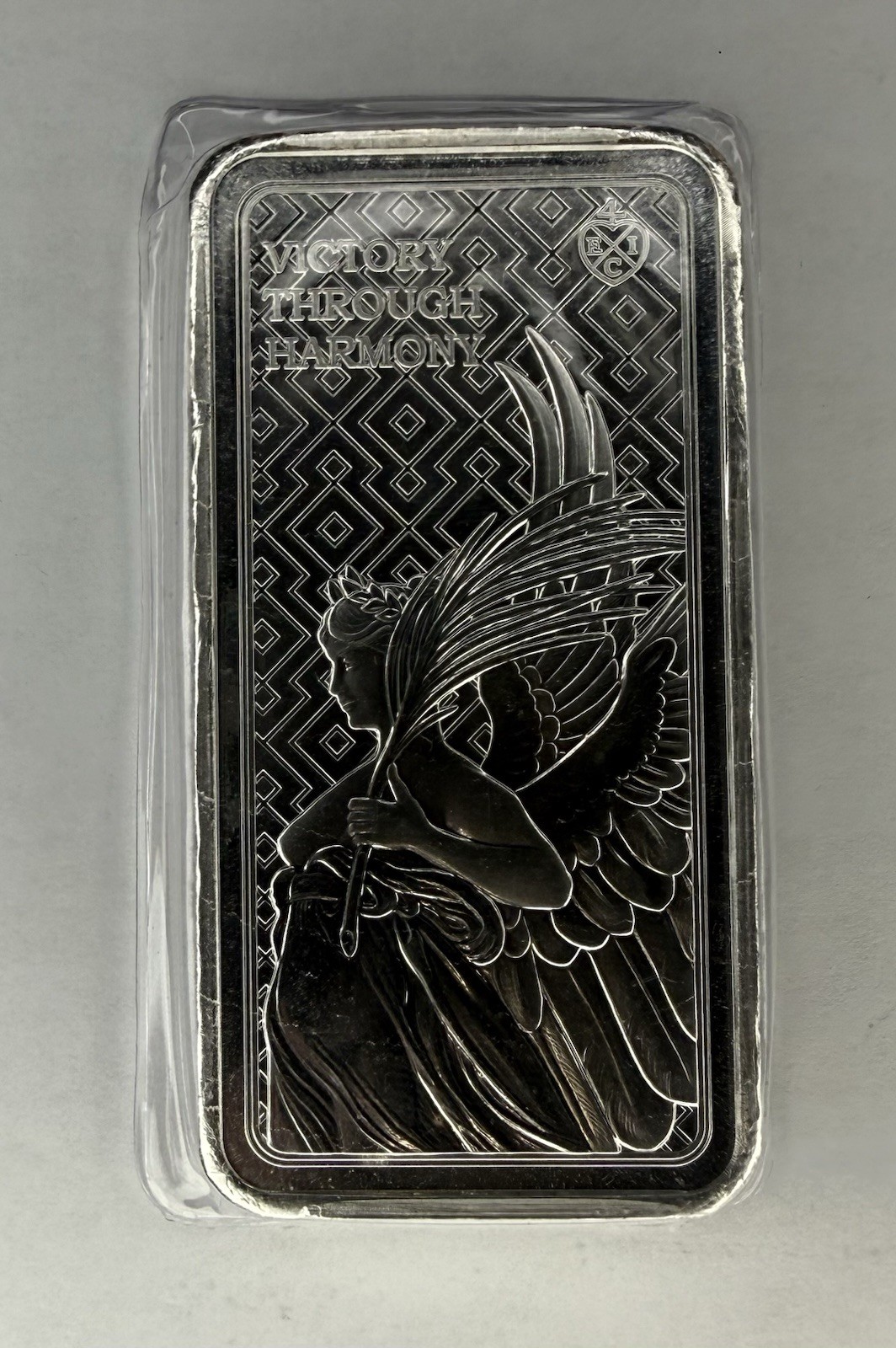2022 St. Helena £10 Queen's Virtues Victory 10oz Silver Bar Coin ‼️MINT SEALED‼️