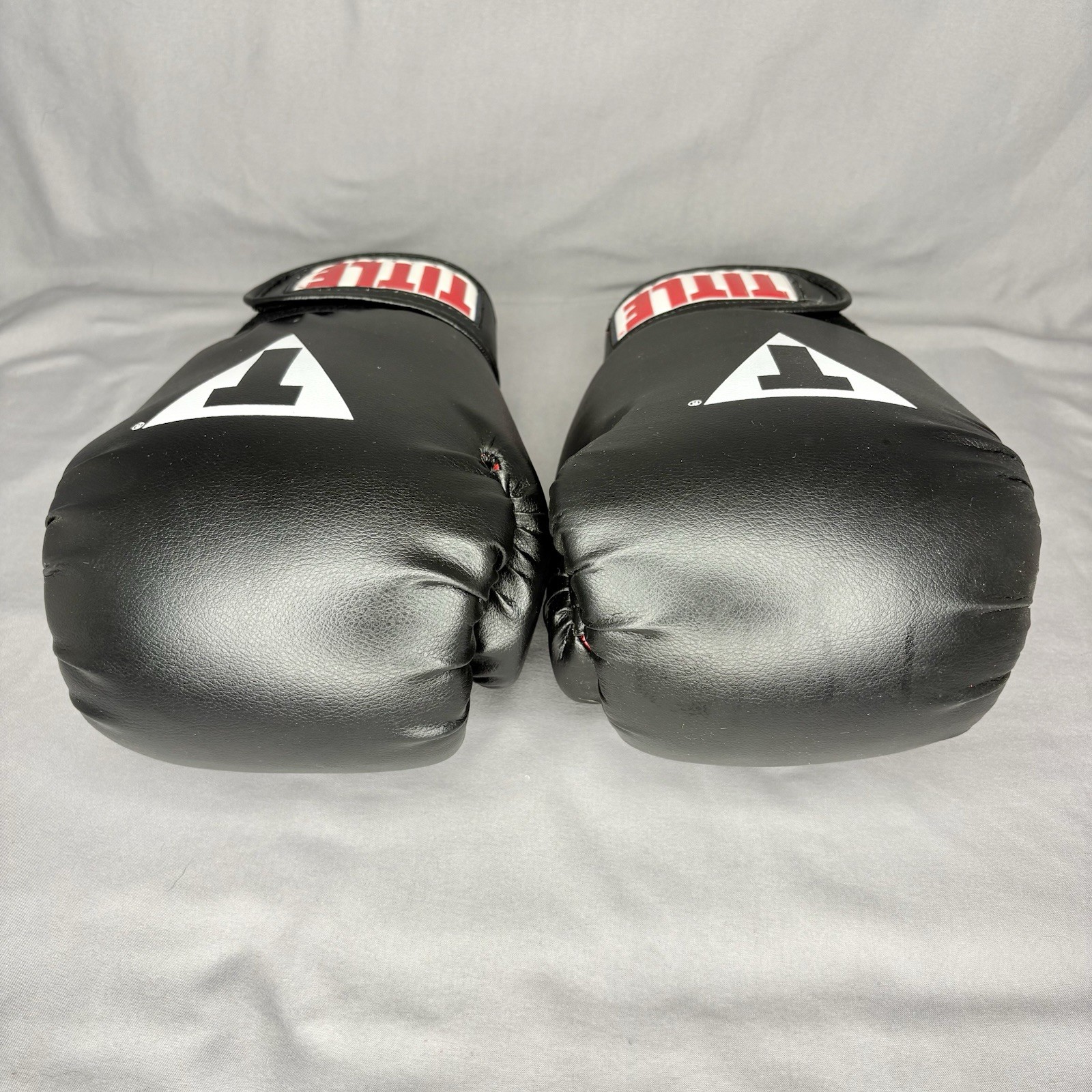 Title Boxing Classic Hook & Loop Black Red Training Gloves 16 Oz Large
