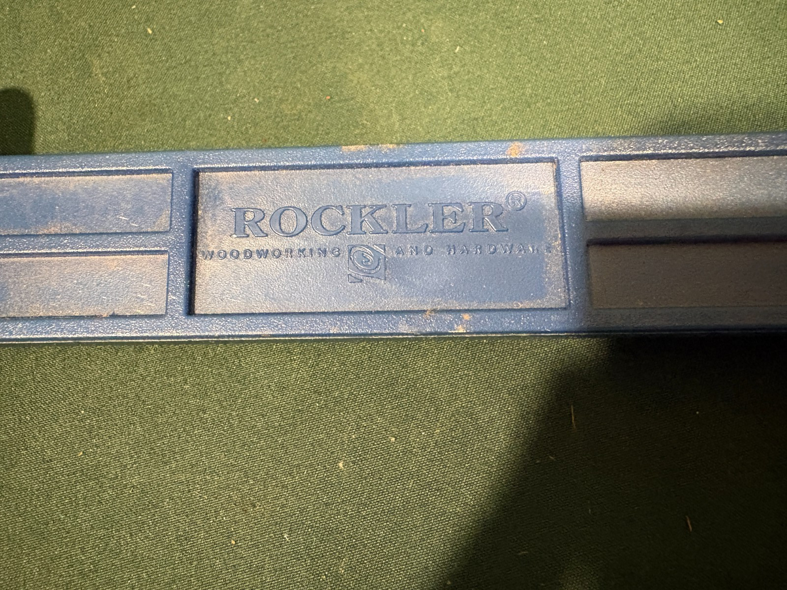 Rockler Safety Handle Plastic Push Stick with Magnetic Handle