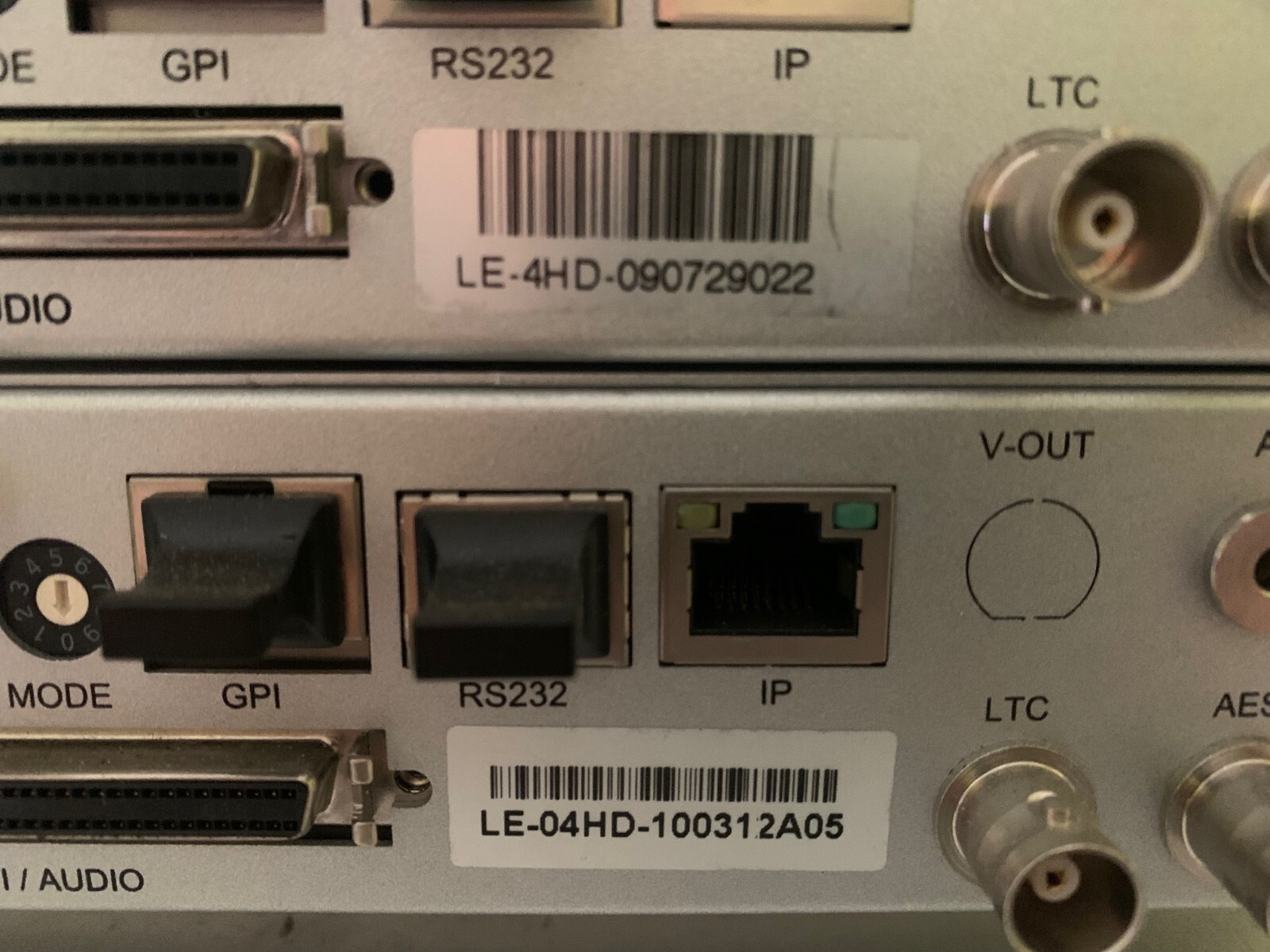 MULTIVIEWER - APANTAC TAHOMA LE-4HD
